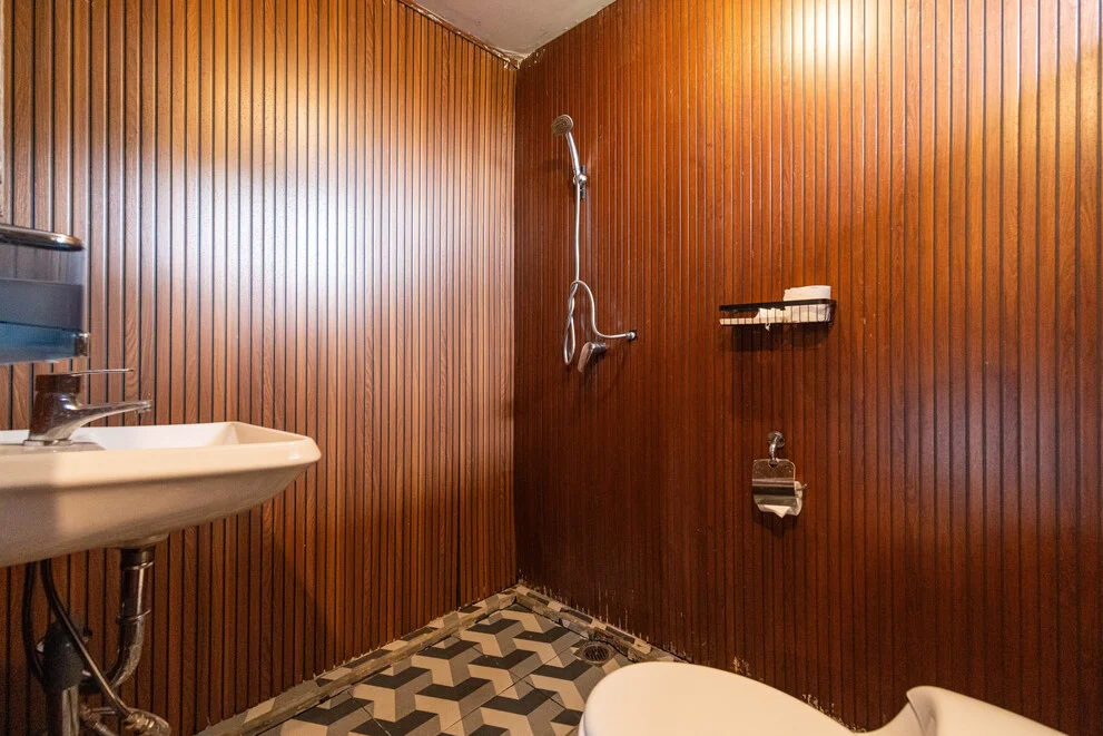Two-person shared room in Bali