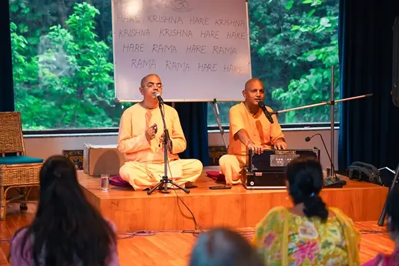 Bhakti Yoga kirtan and devotional chanting