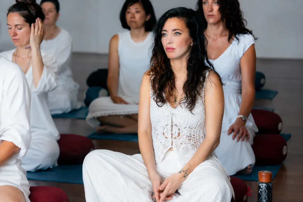 Step by step structure of yoga course
