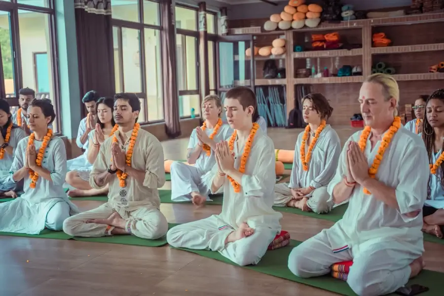 100 Hour Yoga Teacher Training Students in Rishikesh