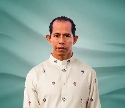 Yogi Yansa Ji - Yoga Teacher in Bali