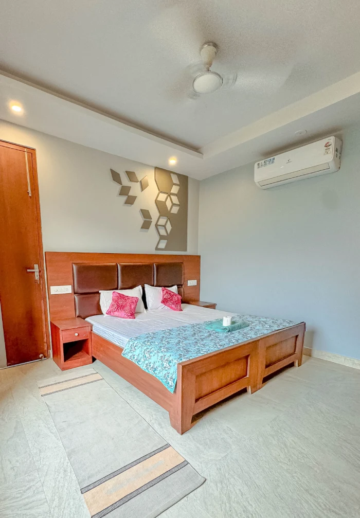 Meditation Practice at Vinyasa Yoga Academy Retreat