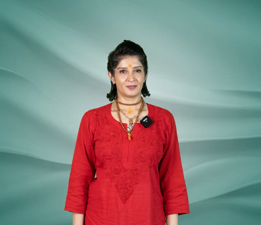 Maa Haripriya - Kundalini and Tantra Yoga Teacher