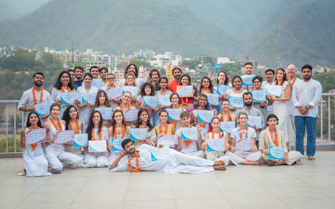 Find the best yoga teacher training School in Rishikesh for Yoga Teacher Certification