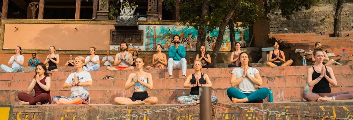 200 hour Yoga teacher training in rishikesh